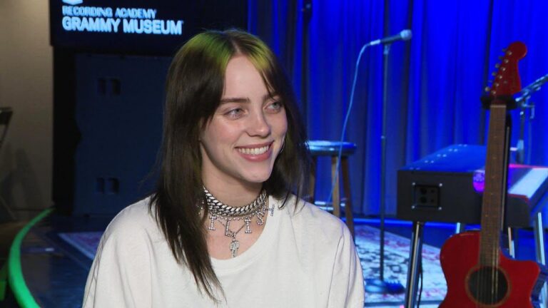 Dainininkė Billie Eilish prisipažino, kad pornografija sunaikino jos seksualumą