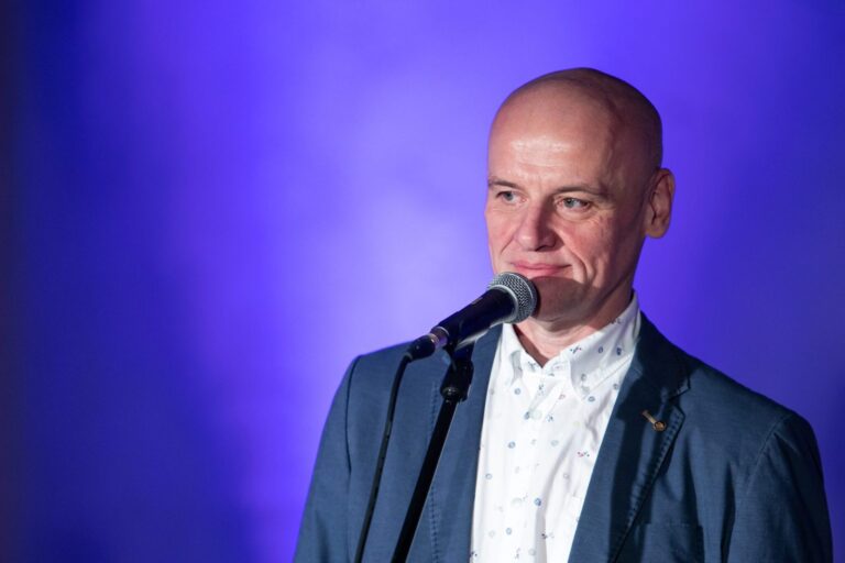 Menininkai kviečia palaikyti socialines iniciatyvas Švč. Mergelės Marijos Ramintojos bažnyčioje