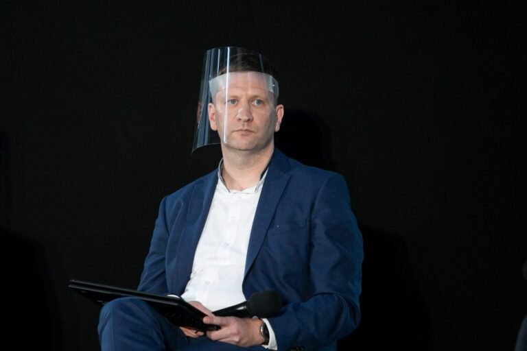 Ministras: muziejai, bibliotekos, galerijos gali būti atidarytos jau kovą