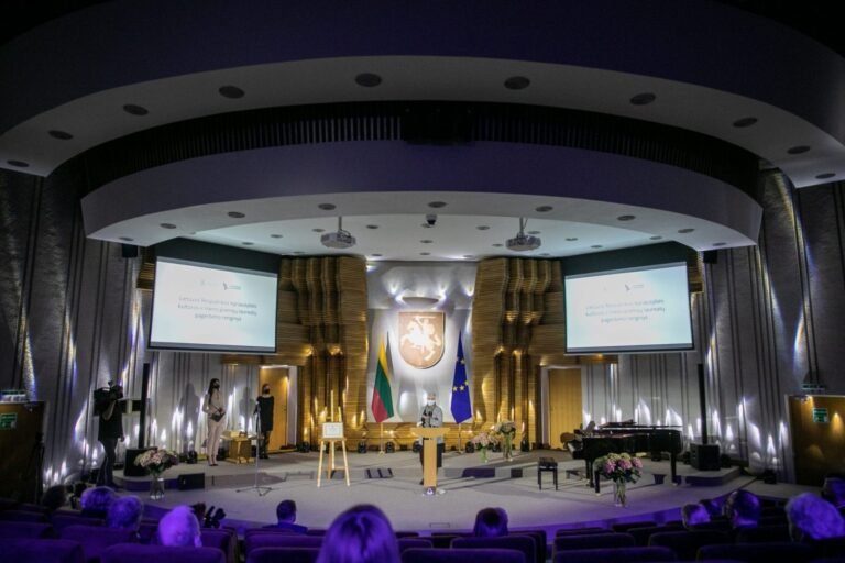 Svarbiausi gegužės 28 – osios dienos įvykiai