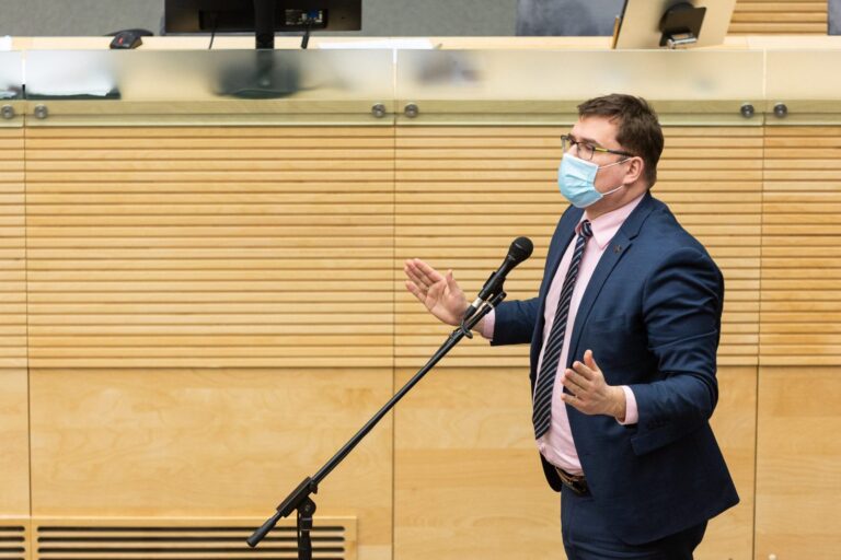 NSGK vadovas L. Kasčiūnas: Mes tapom panašūs į Vakarų Berlyną Šaltojo karo metais