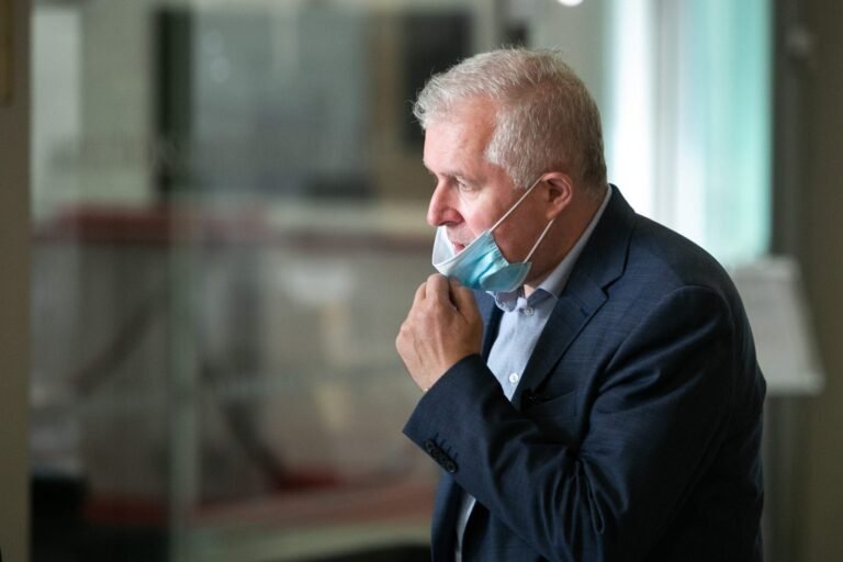 Ketinama atskraidinti dar beveik pusantro šimto afganistaniečių – A. Anušauskas