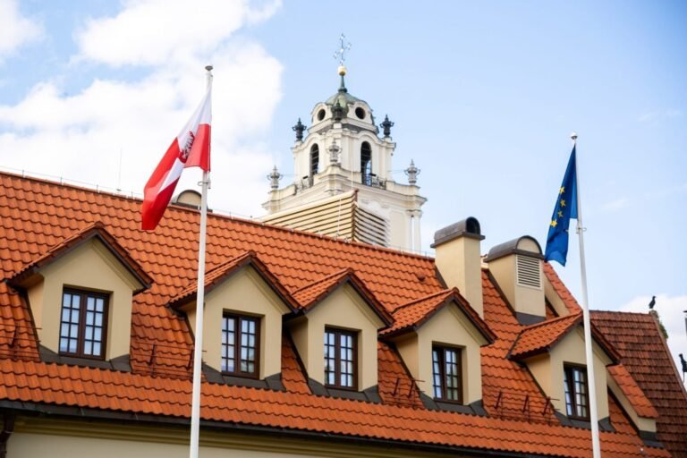 Lenkija: nesiruošiam įgyvendinti jokių ES teisingumo teismo sprendimų