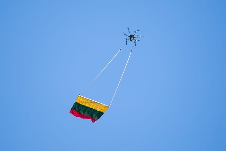 Šįvakar pasaulio lietuviai siųs virtualius sveikinimus Lietuvai