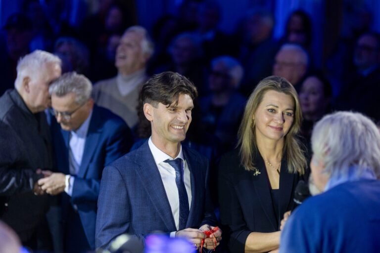 Apklausa rodo, kad kitų prezidentinių lenktynių favoritas – Ignas Vėgėlė