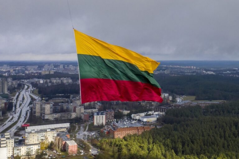 Lietuvoje minimos Rusijos kariuomenės išvedimo metinės