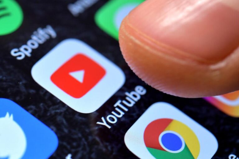 Rusijos žurnalistų sąjunga kaltina platformą „YouTube“ turinio cenzūra