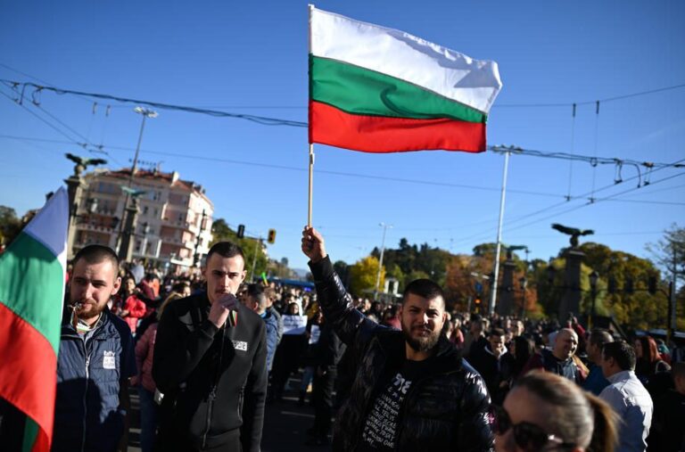 Anti – globalistinės kairiosios ir dešiniosios partijos suvienijo jėgas Bulgarijoje