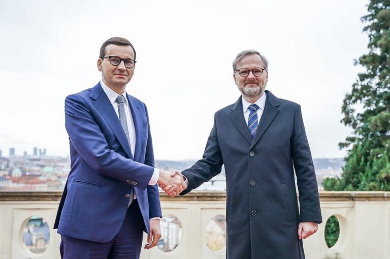 Lenkija ir Čekija susitaikė dėl ginčijamos anglių kasyklos: Sugebėjome nustumti šį mus slėgusį akmenį