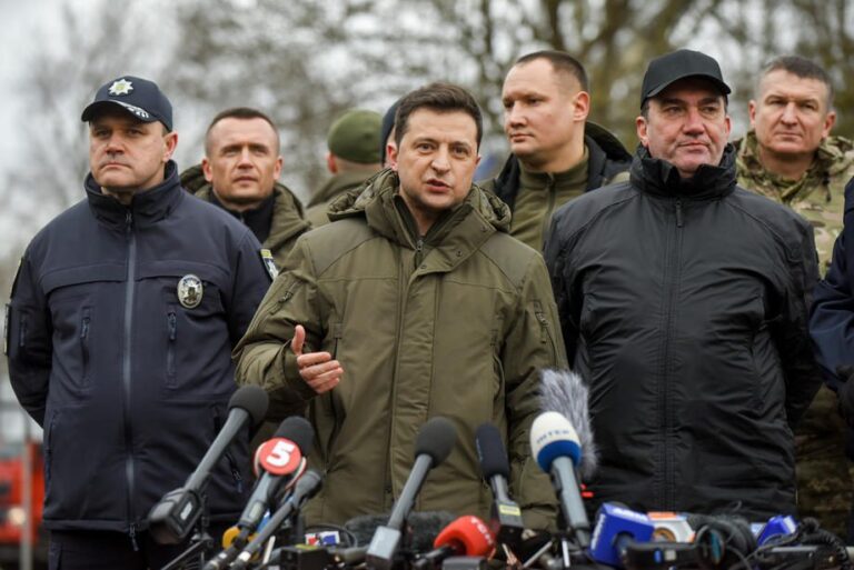 V. Zelenskis: rusai sako kad civiliniai objektai nėra jų taikiniai, bet tai dar vienas jų melas