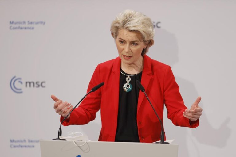 ES ciniškai naudojasi pavojaus situacija Europoje, kad išplėstų savo galias – EP narys