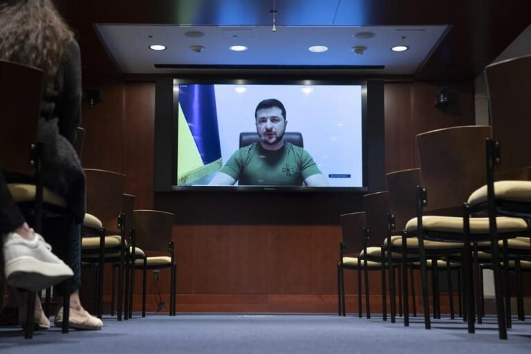 Ukrainos prezidentui V. Zelenskiui nesuteiktas žodis „Eurovizijos“ finale