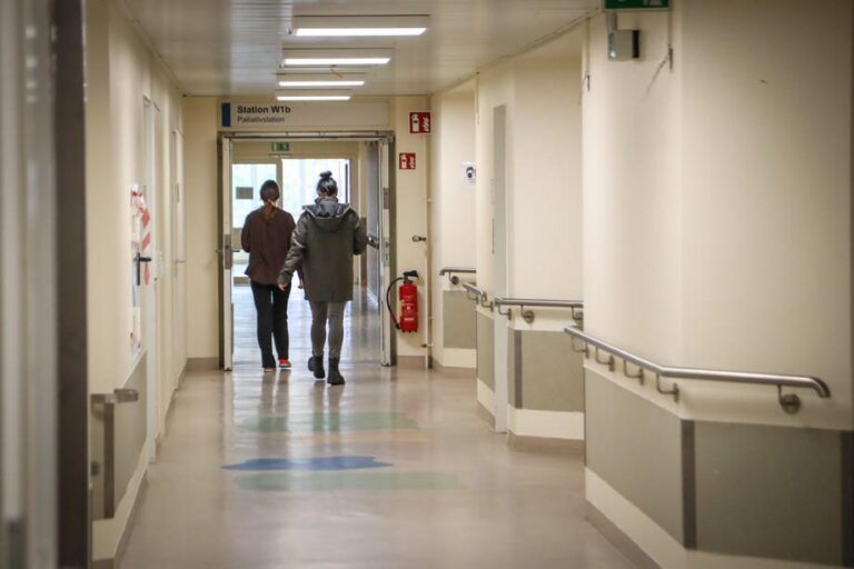 Dėl pandemijos, karo aštuntadaliu išaugo patiriančiųjų psichologinių problemų