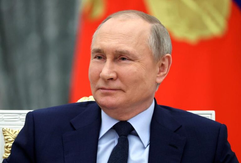 Rusija nuo karo Ukrainoje pradžios uždirbo 93 mlrd. eurų, Prancūzija padidino dujų pirkimą iš Rusijos
