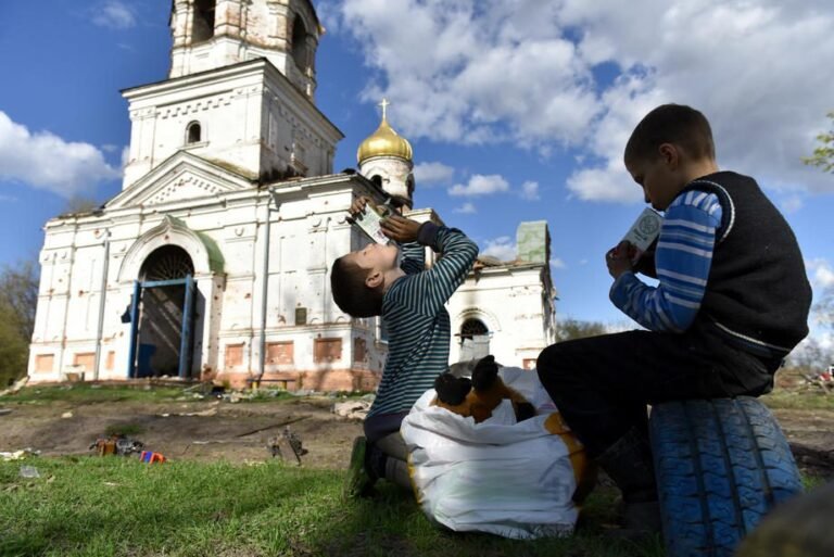 Ukrainoje vis auga karo veiksmų apgadintų religinių pastatų skaičius