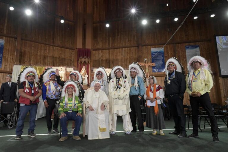 Kanados atstovai: gali prireikti laiko suvokti popiežiaus vizito į Kanadą svarbą