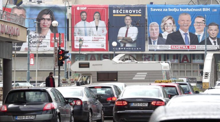 Chaosas po rinkimų Bosnijoje ir Hercogovinoje: abu kandidatai paskelbė apie pergalę
