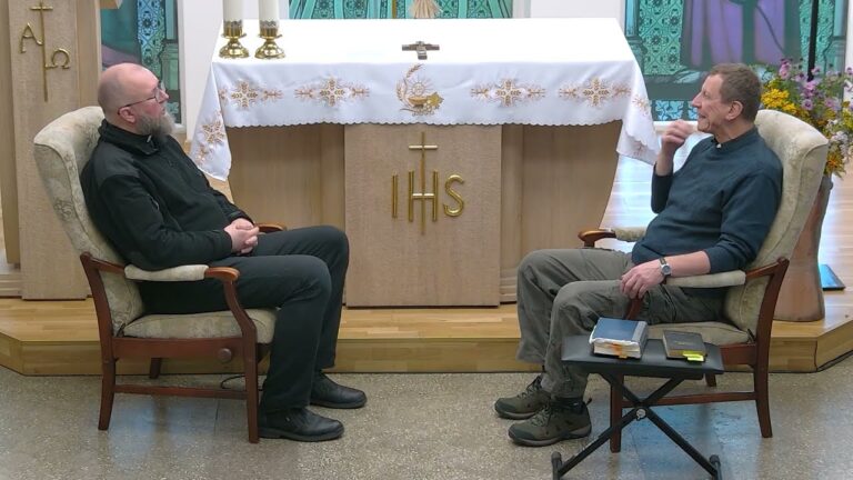 Kunigai V. Poškus ir A. Valkauskas. Apie Helovyną