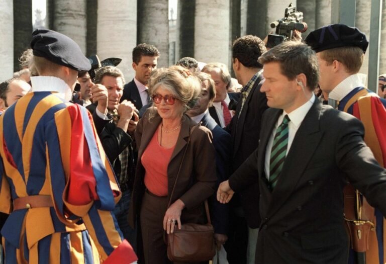 Prancūzų kino legenda Brigitte Bardot iškeliavo į amžinybę