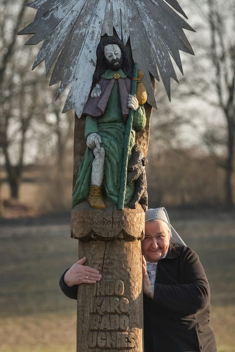 S. Edita Regina Teresiutė SJE: Dievą, Tėvynę ir artimą mylėti labiau už jaunystę ir gyvybę