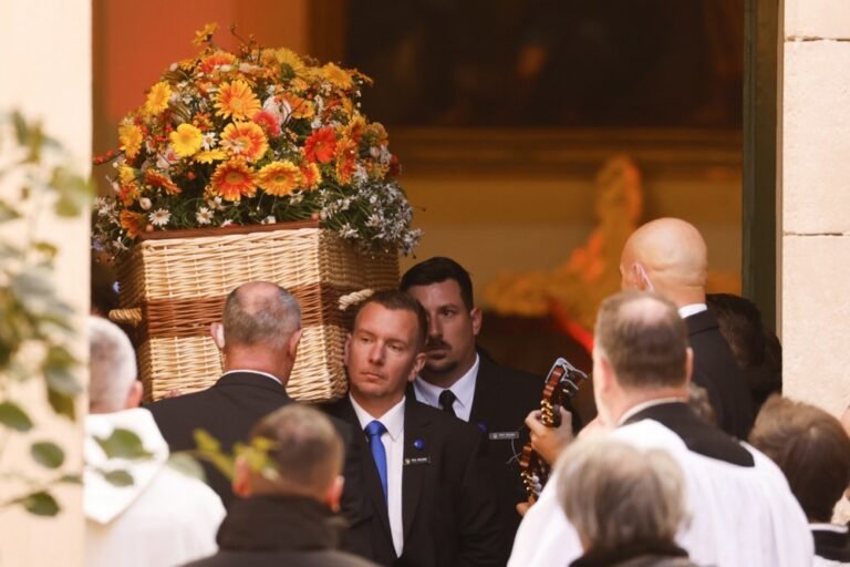 Sen Tropeze vyko prancūzų kino legendos Brigitte Bardot laidotuvės