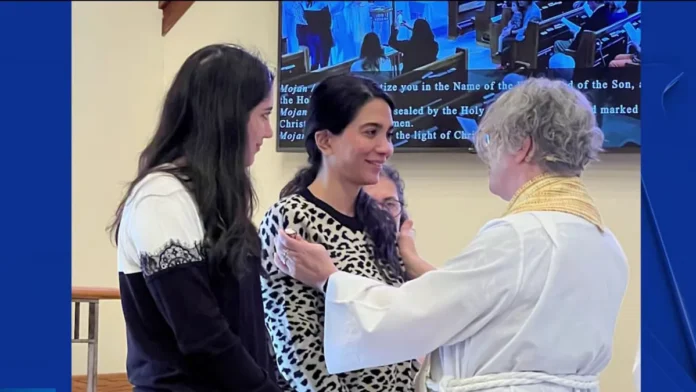 Irano krikščionės seserys Mahan ir Mozhan Motahari / Ekranvaizdis