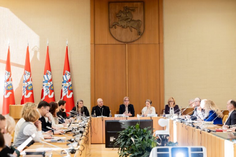 Agnese Irbe. Demografija Lietuvoje ir Latvijoje