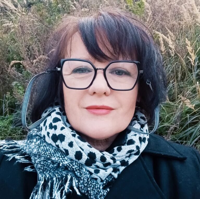 Aida Vėželienė. Apnuoginta „gatvės demokratijos“ tiesa. Jono Staselio persekiojimas