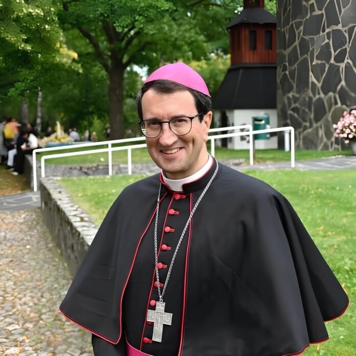 Helsinkio katalikų vyskupas Raimo Goyarrola / Soc. tinklų nuotr.