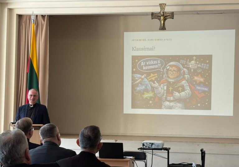 Įvyko Vilniaus arkivyskupijos sielovadoje besidarbuojančių kunigų susirinkimas