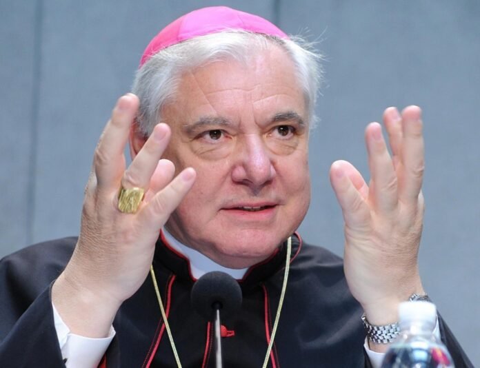 Kardinolas Gerhardas Mulleris / EPA nuotr.