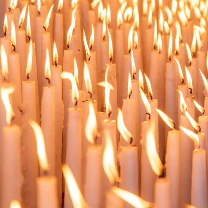Žvakės / Soc. tinklų nuotr.
