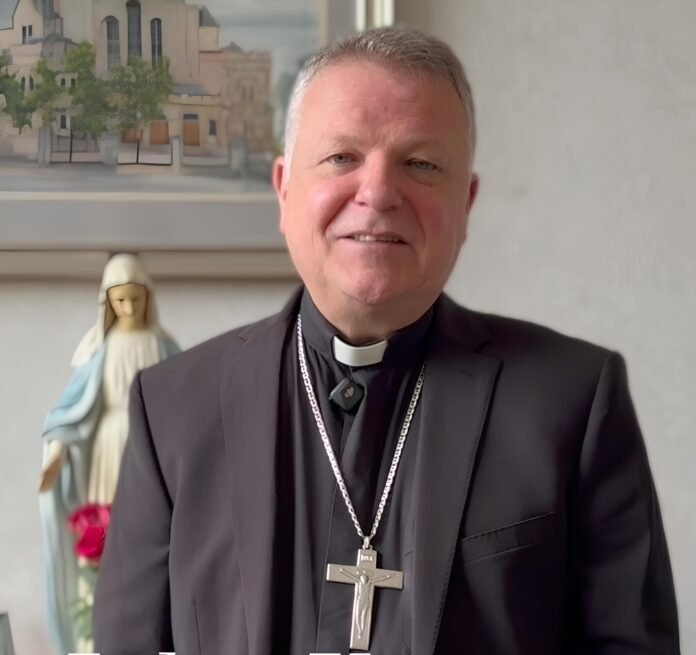 Škotijos vyskupų konferencijos pirmininkas vyskupas Johnas Keenanas / Soc. tinklų nuotr.