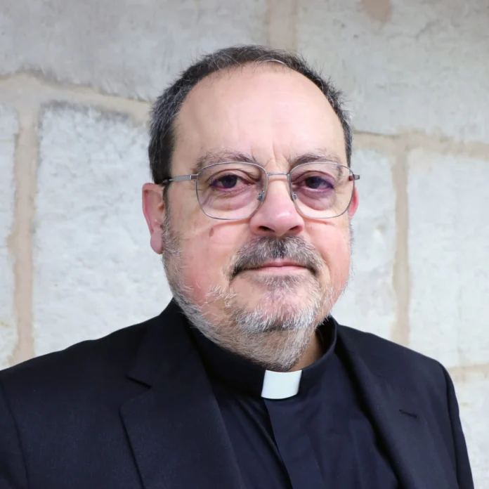 Kartachenos kunigas Angelis Molina / Arkivyskupijos nuotr.