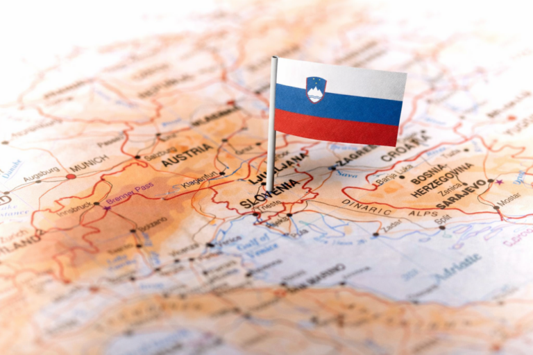 Slovėnijos rinkimus nežymiai laimi liberalai