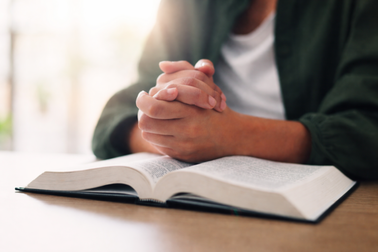 Penki patarimai kaip meldžiantis susikaupti