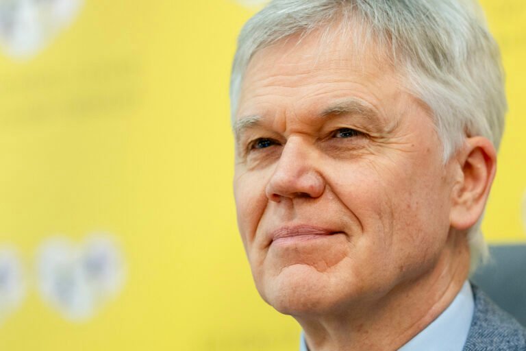 Dar vienas nutildymo kultūros pasireiškimas – pradėtas Valstybinės kalbos inspekcijos vadovo ūdymas