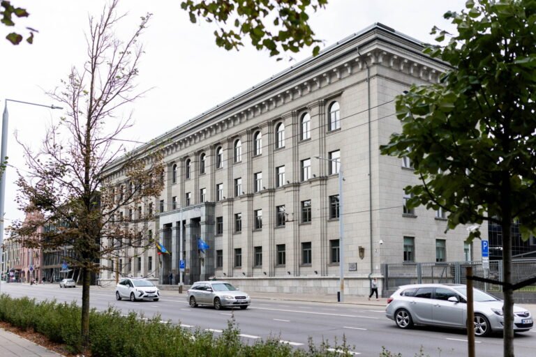 Prasideda lietuvių evakuacija iš Artimųjų Rytų