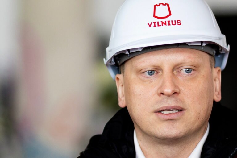 Vilniaus meras reaguoja į užsieniečių antplūdį sostinėje: siūlo nemokamus kalbos kursus