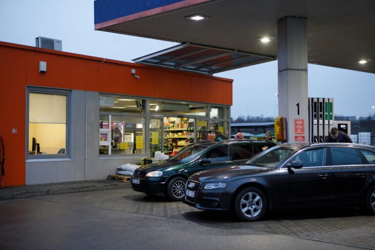 Degalų kainų krizės sprendimų Lietuvoje ir kitose šalyse apžvalga