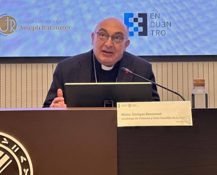 Valensijos (Ispanija) arkivyskupas Enrique Benaventas / Soc. tinklų nuotr.