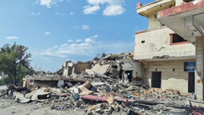 Pietų Libano Tbeninas, karo nuniokotas miestelis / Soc. tinklų nuotr.