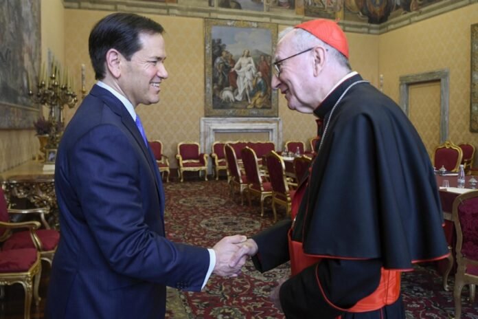 JAV aukščiausio rango diplomatas Marco Rubio ir Pietro Parolino / EPA nuotr.