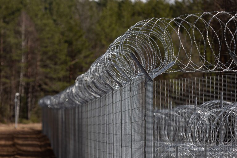 Vilkaviškio rajone buvo rasti du mirę galimai neteisėti migrantai