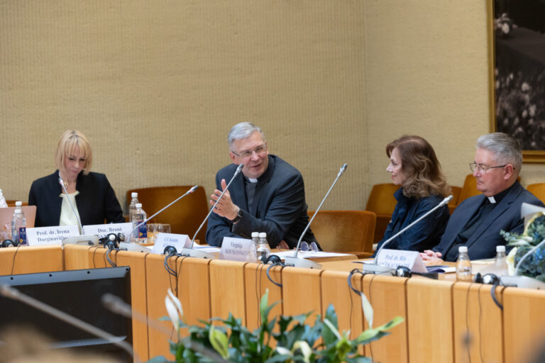 Seime paminėtos Prano Dovydaičio 140-osios gimimo metinės