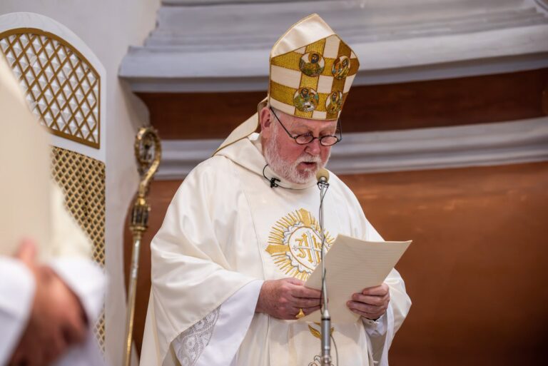 Arkivyskupas Paulas Richardas Gallagheris. Mums reikia grįžti prie savo tikėjimo versmės