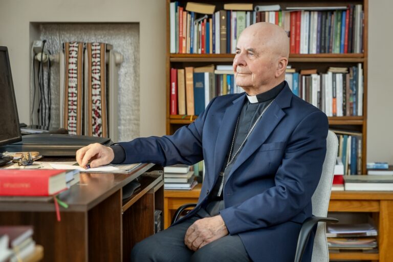 Kardinolas Sigitas Tamkevičius. „Visi valgė ir pasisotino“ (Mt 14, 20) – XVIII eilinis sekmadienis