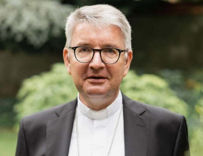 Mainco vyskupas Peteris Kohlgrafas / Soc. tinklų nuotr.
