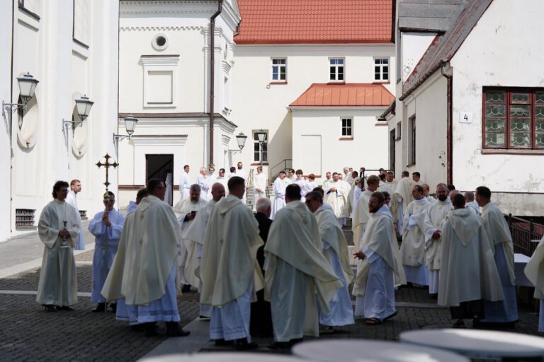 Kunigų paskyrimai Telšių vyskupijoje