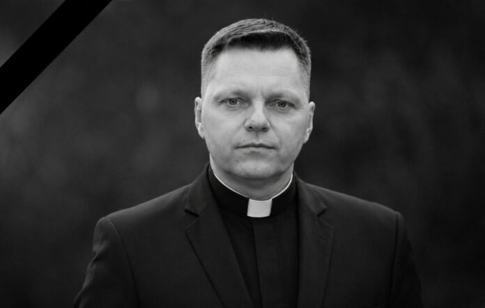 Lenborko Dievo Gailestingumo parapijos klebonas kunigas Rafalas Cieszynskis / Soc. tinklų nuotr.